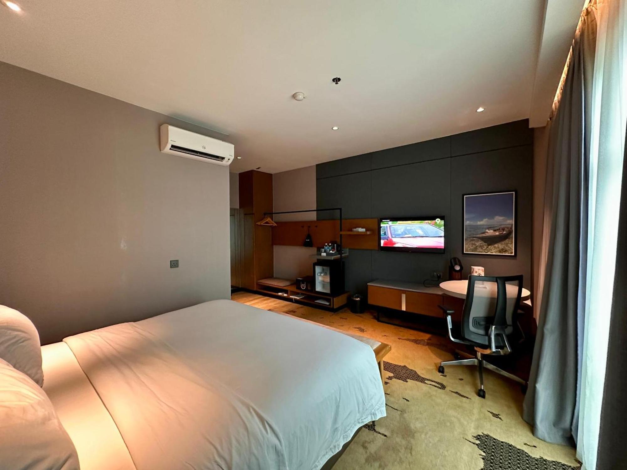 King Park Hotel Kota Kinabalu Buitenkant foto