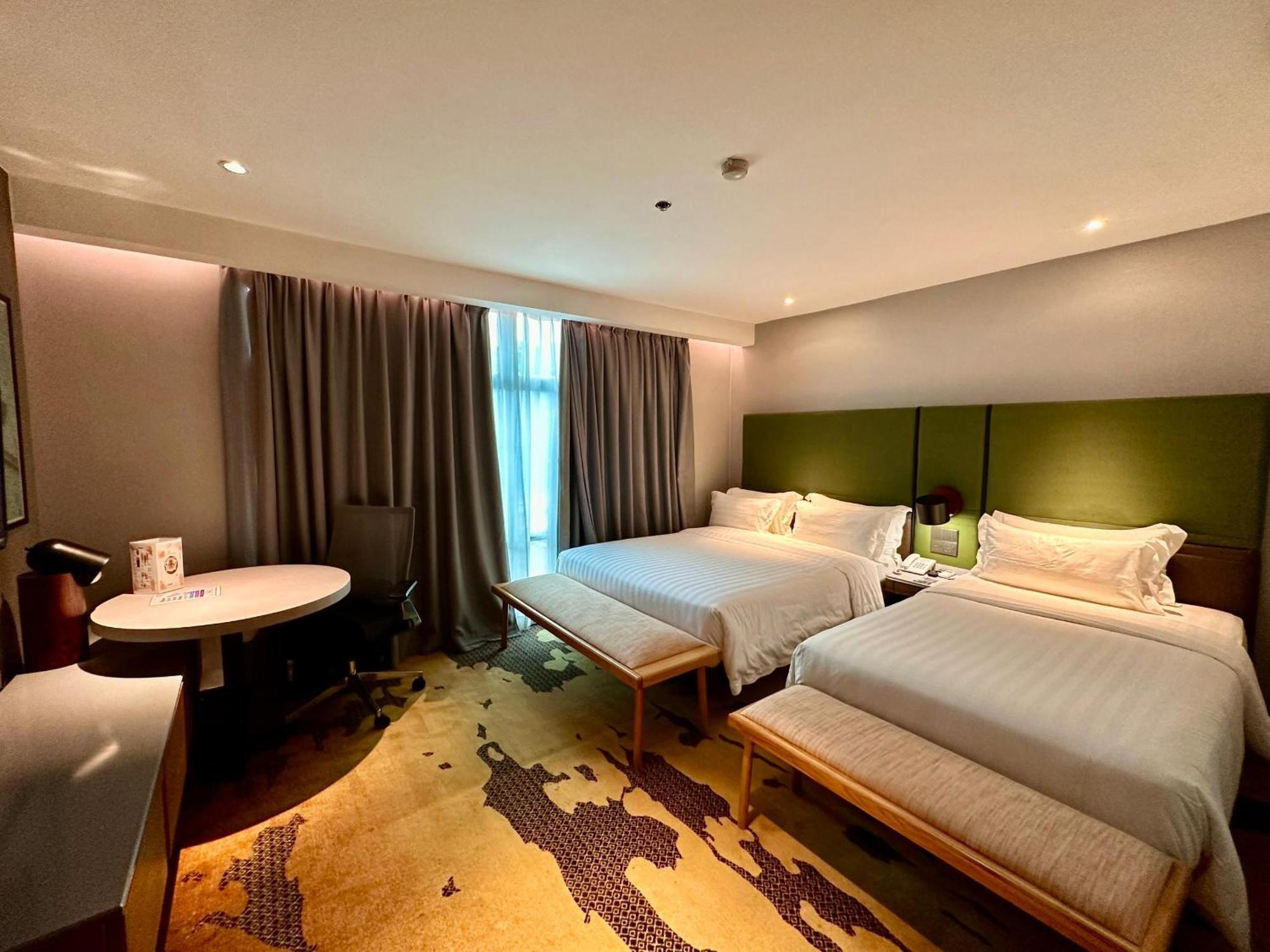 King Park Hotel Kota Kinabalu Buitenkant foto