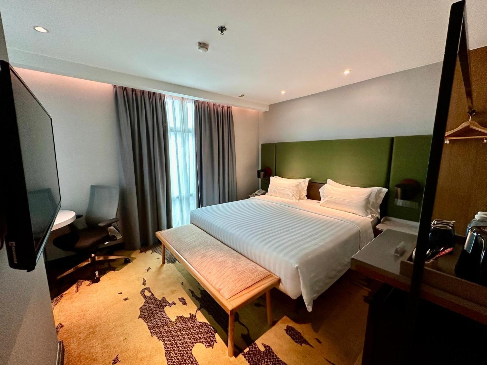 King Park Hotel Kota Kinabalu Buitenkant foto