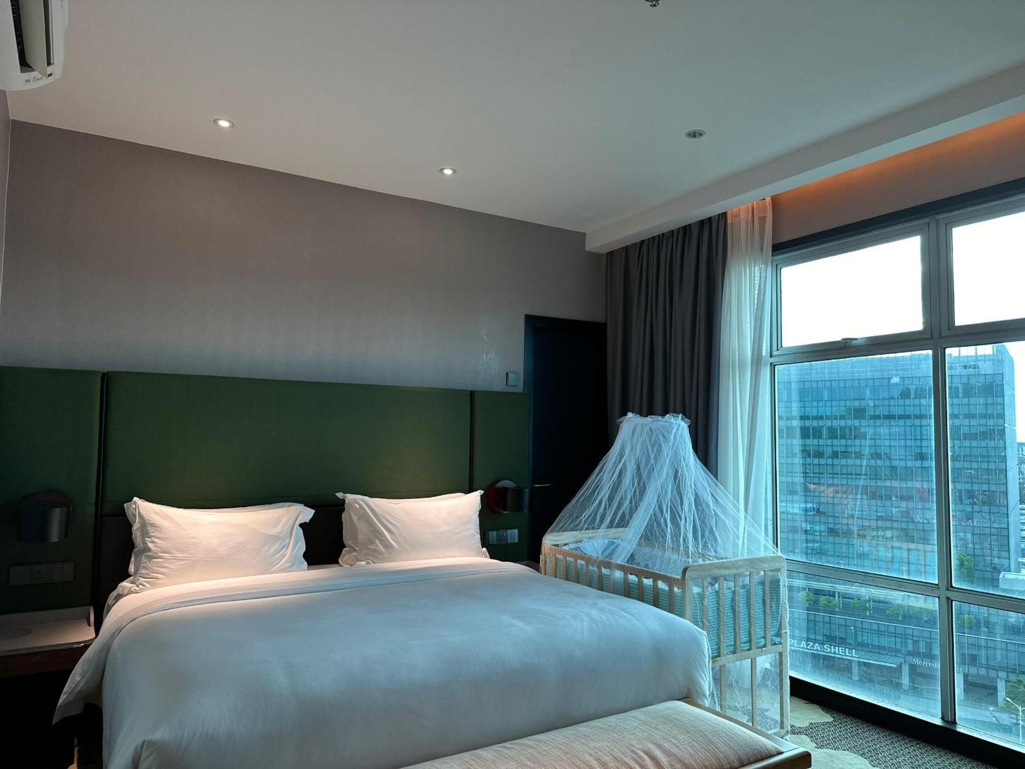 King Park Hotel Kota Kinabalu Buitenkant foto