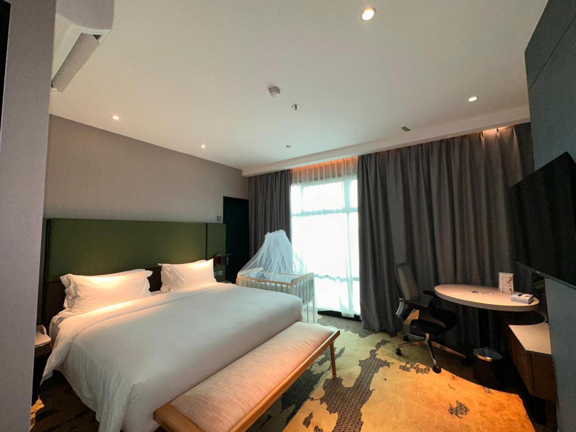 King Park Hotel Kota Kinabalu Buitenkant foto