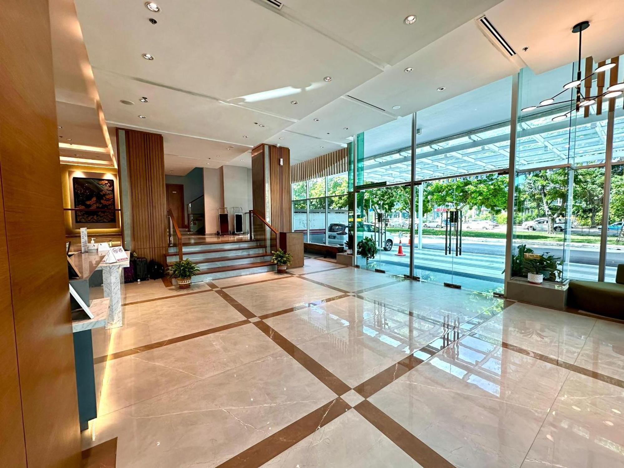King Park Hotel Kota Kinabalu Buitenkant foto